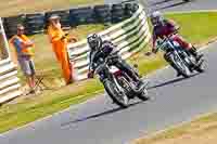 Vintage-motorcycle-club;eventdigitalimages;mallory-park;mallory-park-trackday-photographs;no-limits-trackdays;peter-wileman-photography;trackday-digital-images;trackday-photos;vmcc-festival-1000-bikes-photographs